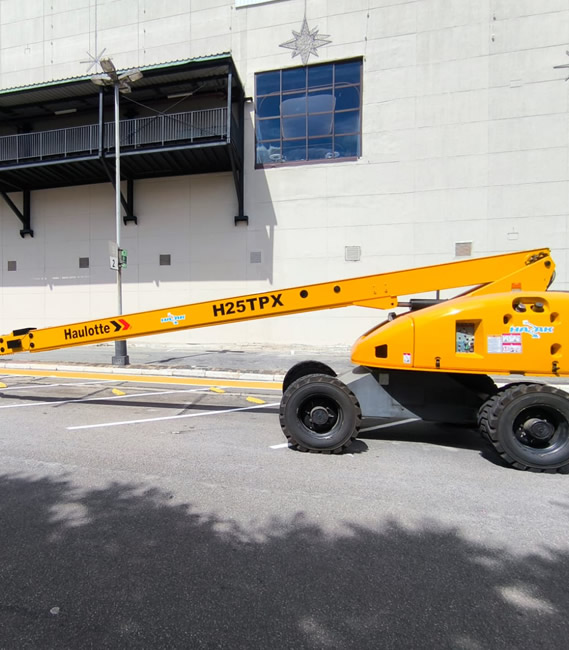 Plataforma Telescópica Diesel 25 metros Haulotte – H25TPX - 4X4